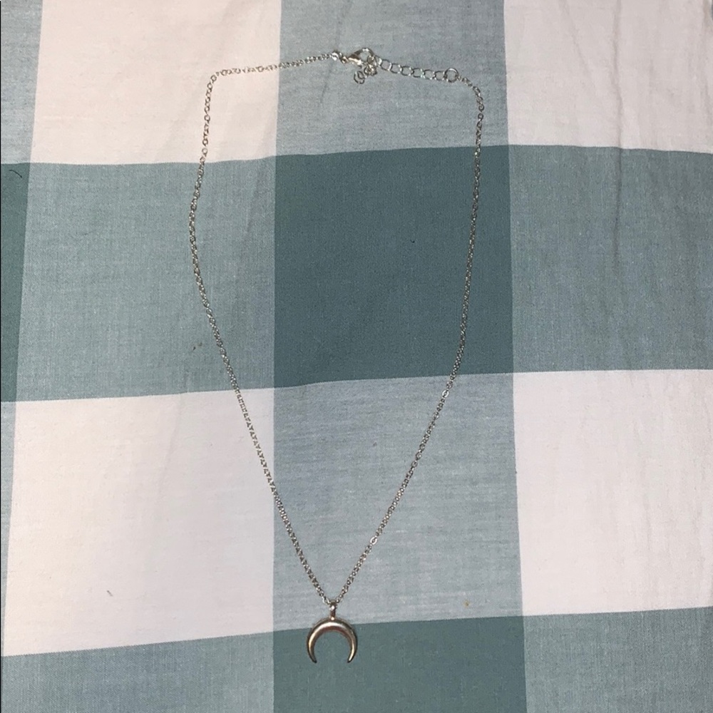 Vintage Silver necklace Horn Shaped